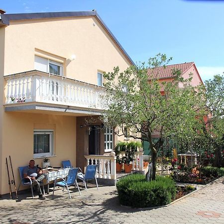 ביוגראד נה מורו Apartments Kata מראה חיצוני תמונה