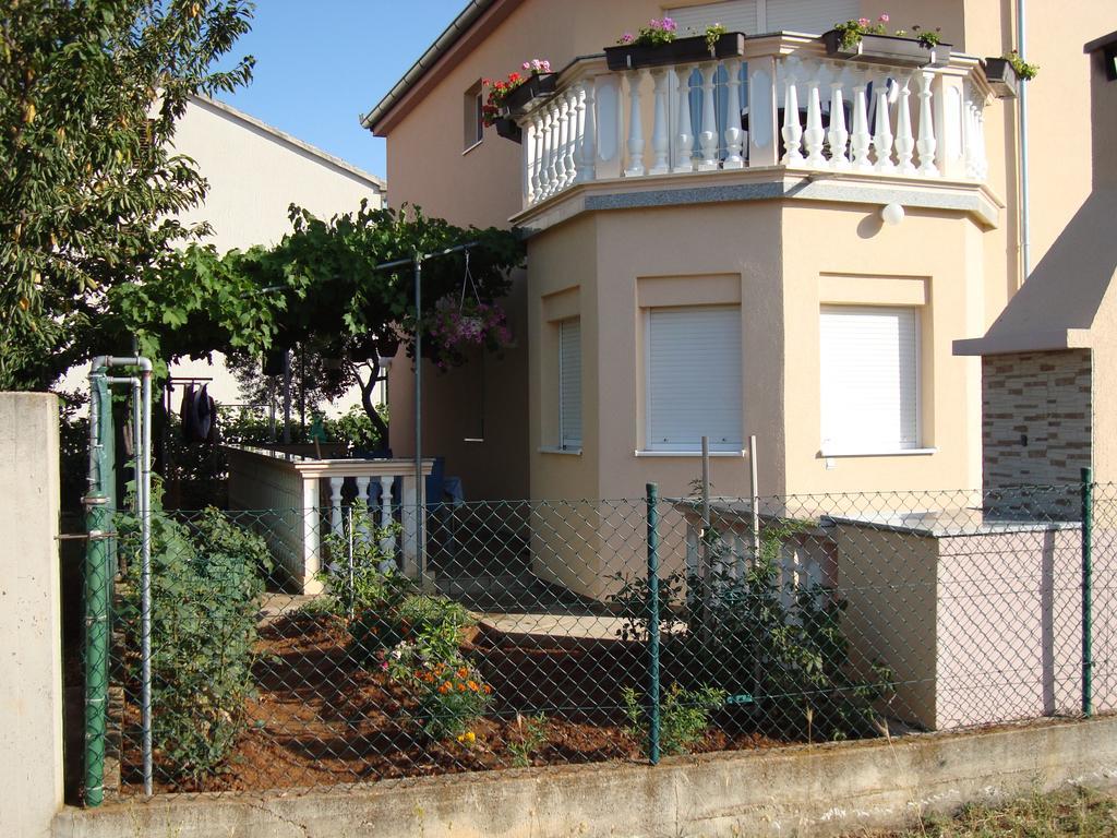 ביוגראד נה מורו Apartments Kata מראה חיצוני תמונה